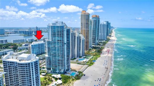 Residential complexes in Sunny Isles Beach, Miami-Dade