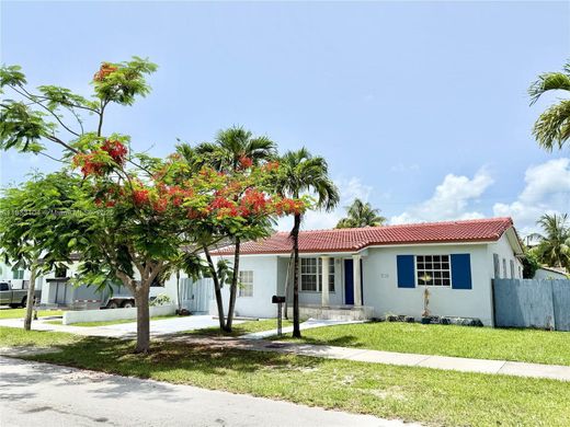 マイアミ, Miami-Dade Countyのヴィラ