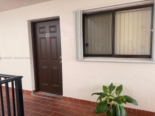 Komplex apartman Hialeah, Miami-Dade County