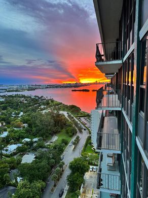 Complesso residenziale a Miami, Miami-Dade County