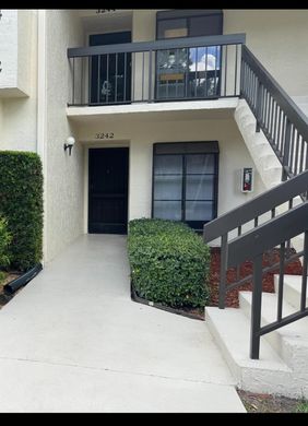 Greenacres City, Palm Beach Countyのアパートメント・コンプレックス