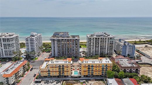 Edificio en Surfside, Miami-Dade County