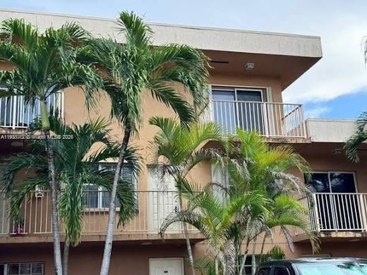 Жилой комплекс, Майами, Miami-Dade County