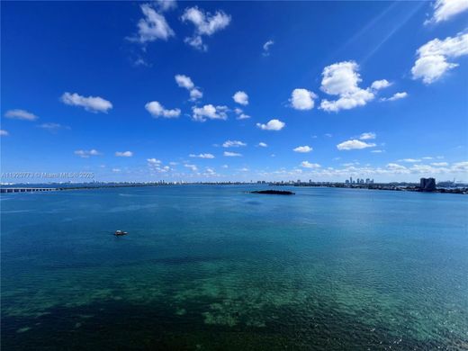 Complesso residenziale a Miami, Miami-Dade County