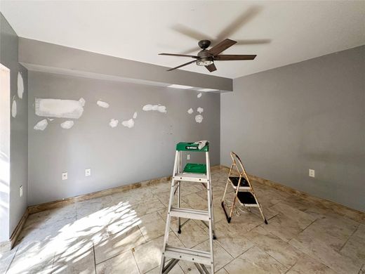 مجمع شقق ﻓﻲ West Palm Beach, Palm Beach County