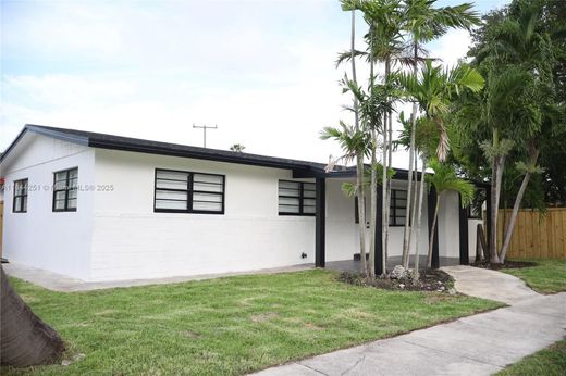 Villa in Miami, Miami-Dade County