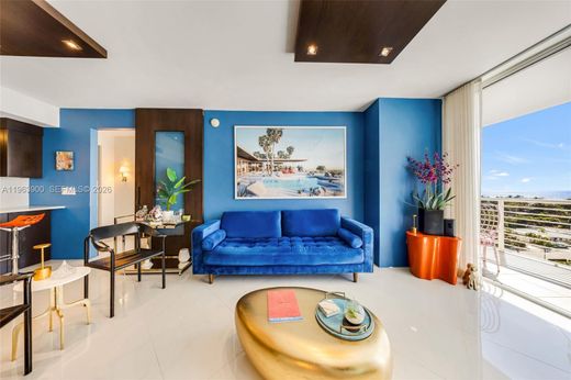 Residential complexes in Fort Lauderdale, Broward County