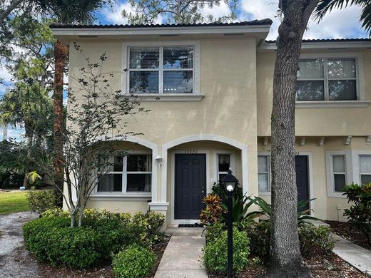 Townhouse in Wellington, Palm Beach