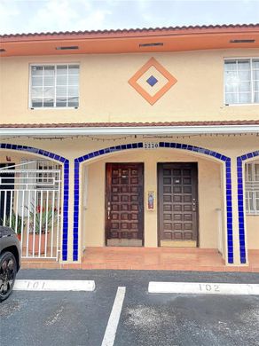 Residential complexes in Hialeah, Miami-Dade