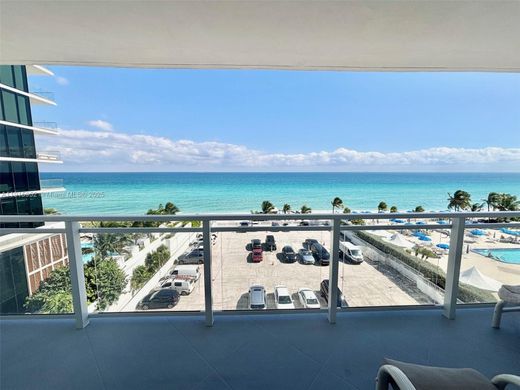 Complesso residenziale a Hallandale Beach, Broward County