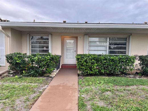 Townhouse in Boca Raton, Palm Beach