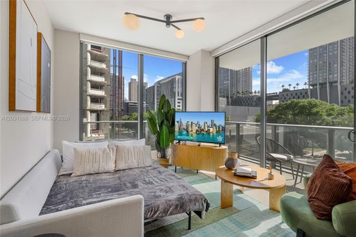 Complesso residenziale a Miami, Miami-Dade County