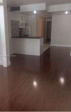 Complesso residenziale a Miami, Miami-Dade County