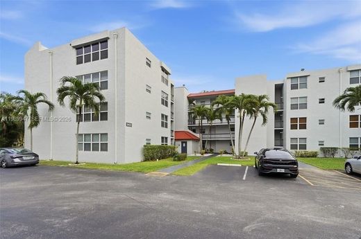 Wohnkomplexe in Davie, Broward County