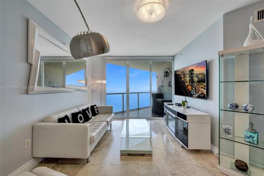 Kamienica w Sunny Isles Beach, Miami-Dade County