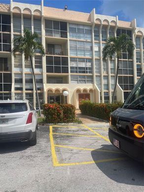 Complesso residenziale a Hallandale Beach, Broward County