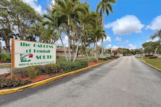 Residential complexes in Miami, Miami-Dade