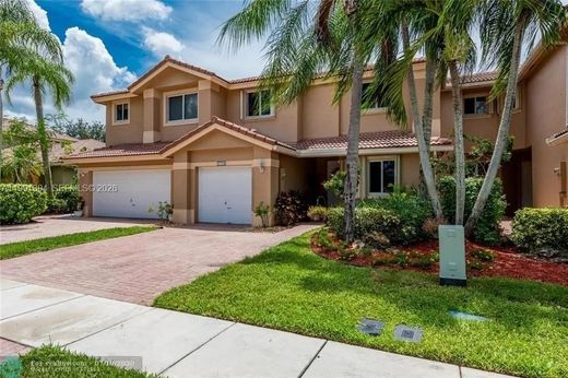 Townhouse - Coral Springs, Broward County