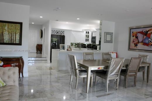 Townhouse in Aventura, Miami-Dade