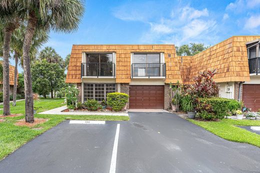 Townhouse in North Lauderdale, Broward County