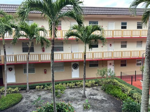 Edificio en Hialeah, Miami-Dade County