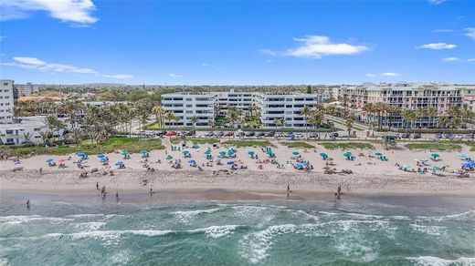 Wohnkomplexe in Deerfield Beach, Broward County