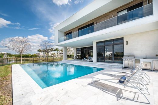Villa in Weston, Broward County