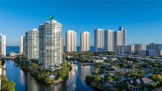 Residential complexes in Sunny Isles Beach, Miami-Dade