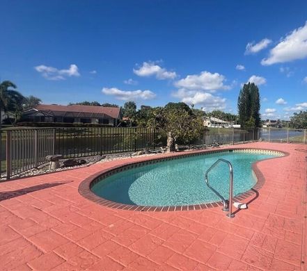 Villa in Tamarac, Broward County