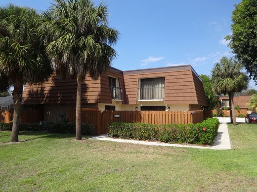 Townhouse in Jupiter, Palm Beach