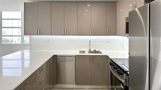 Residential complexes in Aventura, Miami-Dade