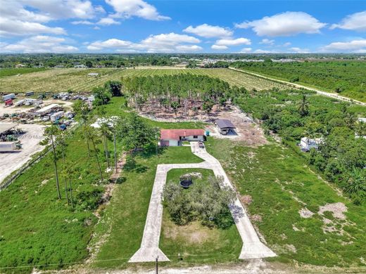 Willa w Homestead, Miami-Dade County