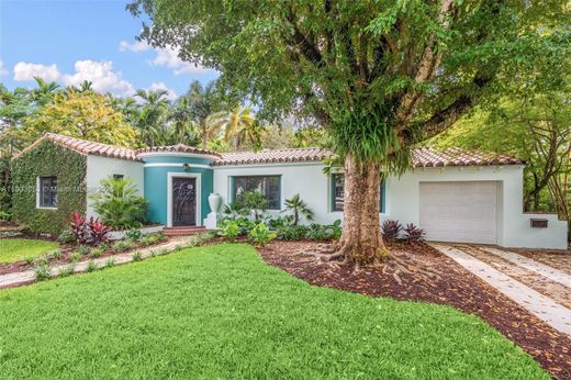 マイアミ, Miami-Dade Countyのヴィラ