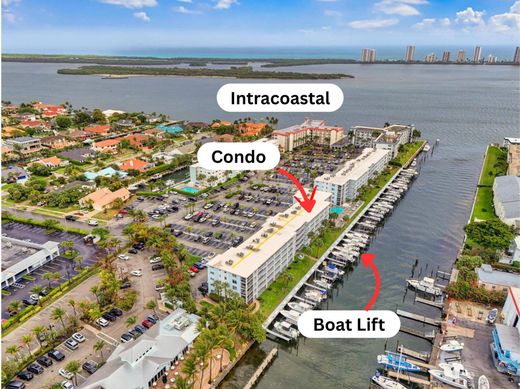 Residential complexes in North Palm Beach, Palm Beach