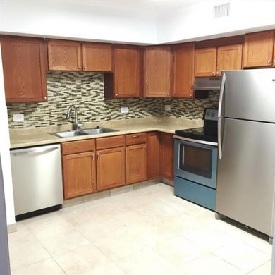 Residential complexes in Hollywood, Broward County