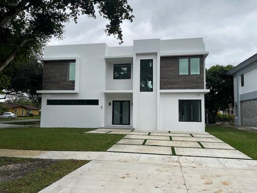 Villa in Miami Springs, Miami-Dade County