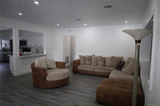 Villa en North Miami, Miami-Dade County