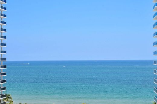 Residential complexes in Fort Lauderdale, Broward County