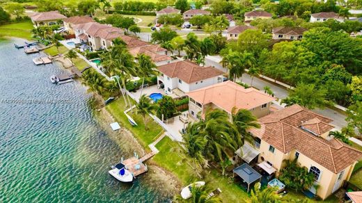 Вилла, Майами, Miami-Dade County