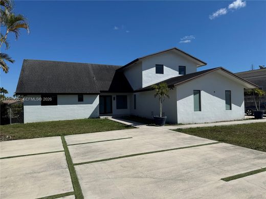 Villa - Miami, Miami-Dade County