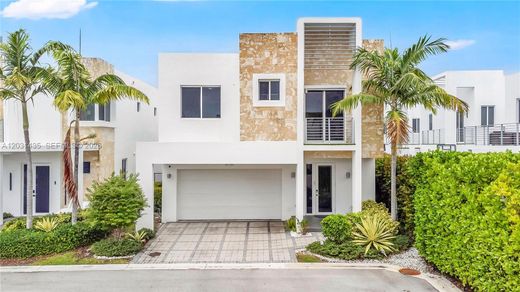 Villa in Doral, Miami-Dade