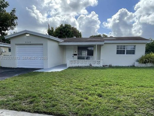 Villa in Lauderdale Lakes, Broward County