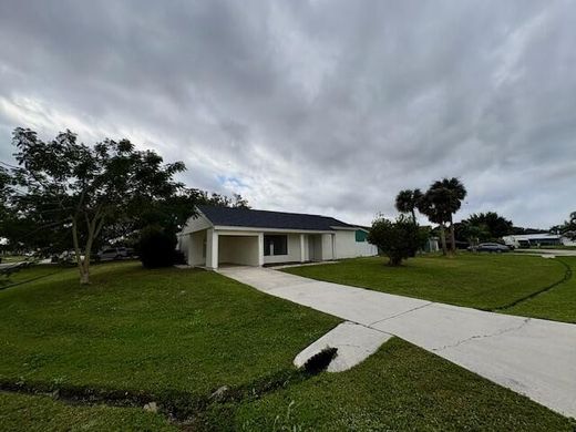 Villa in Port Saint Lucie, Saint Lucie County