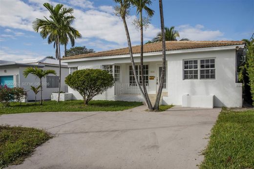 Villa in Surfside, Miami-Dade