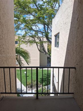 Complesso residenziale a Miami, Miami-Dade County