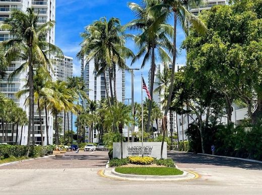 Komplex apartman Aventura, Miami-Dade County