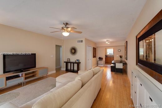 Complexos residenciais - Bay Harbor Islands, Miami-Dade County