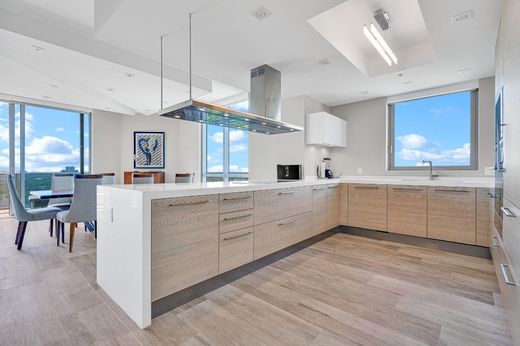 Complesso residenziale a North Miami Beach, Miami-Dade County