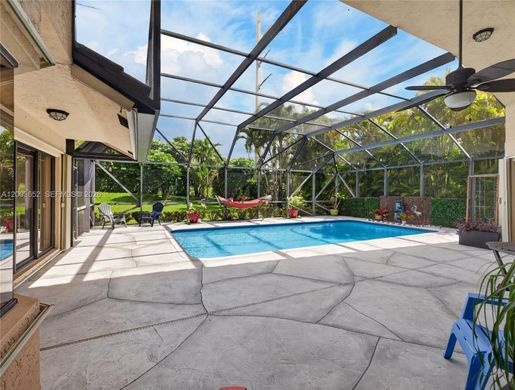 Villa in Weston, Broward County