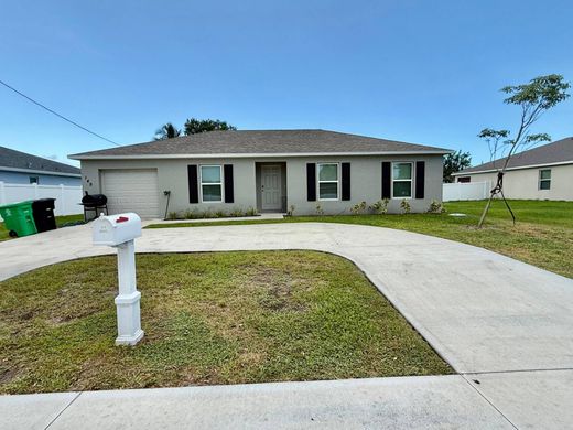 Villa in Port Saint Lucie, Saint Lucie County